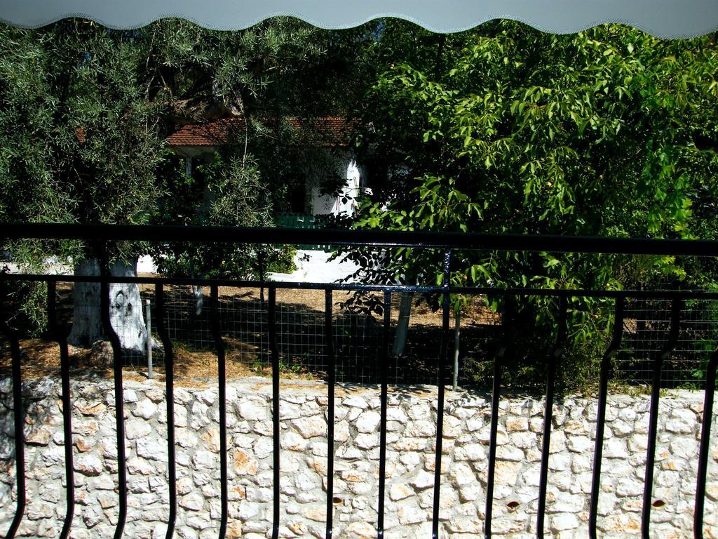 Ionio Sea Poros Studios Mikros Gialos Exteriér fotografie