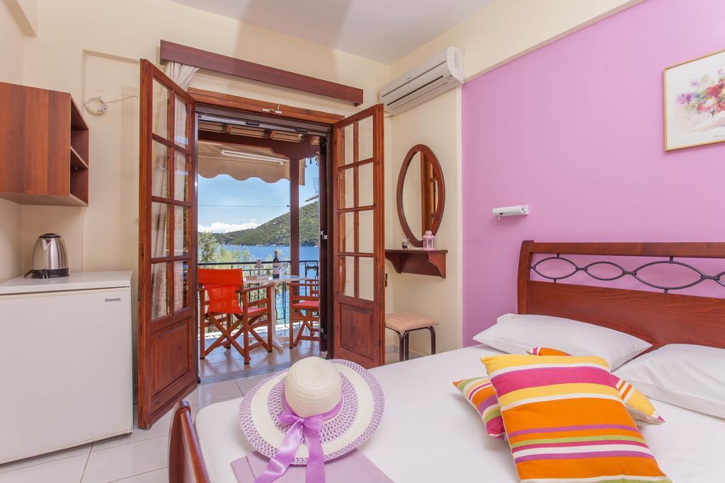 Ionio Sea Poros Studios Mikros Gialos Exteriér fotografie