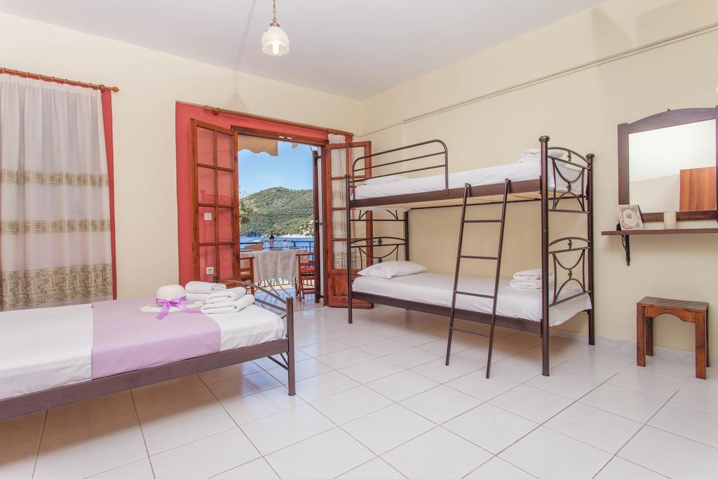 Ionio Sea Poros Studios Mikros Gialos Exteriér fotografie