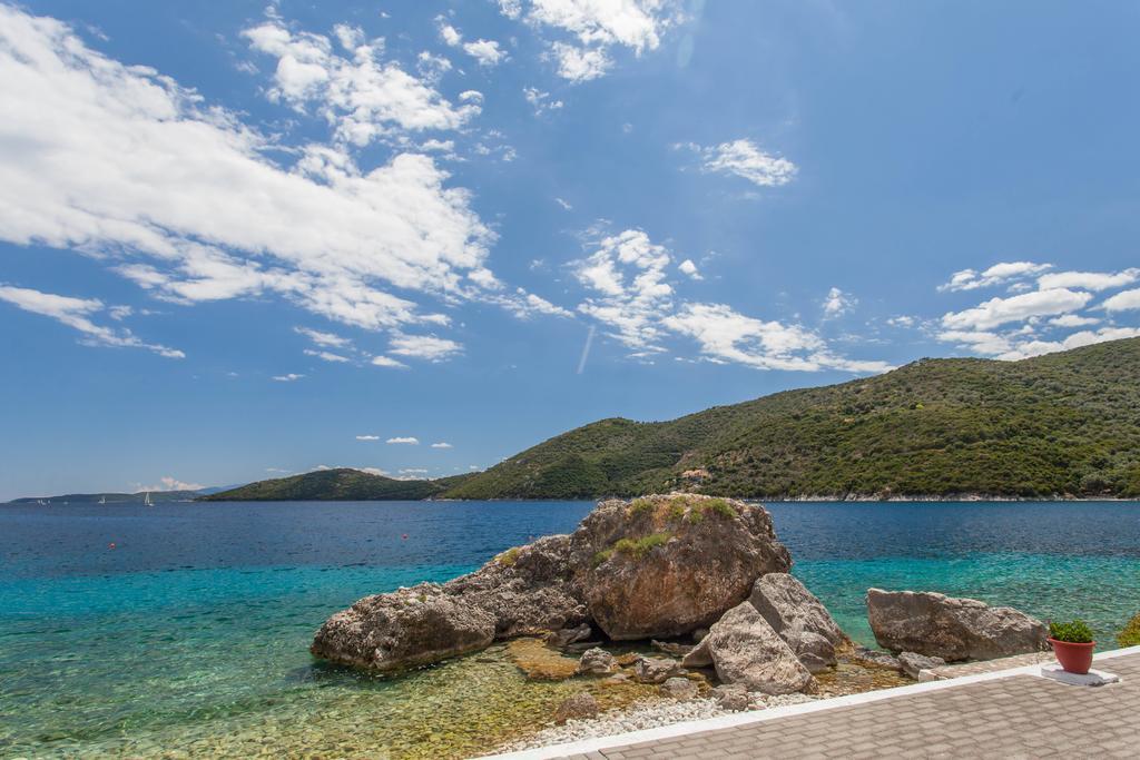 Ionio Sea Poros Studios Mikros Gialos Exteriér fotografie